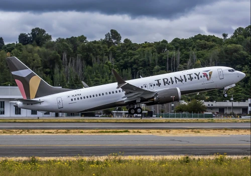 ACG: Pierwszy B737 MAX w nowych barwach Trinity Airways dostarczony (zdjęcia)