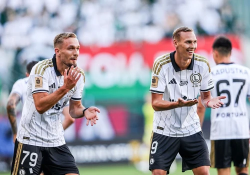 Klasyk Ekstraklasy w Warszawie. Legia - Widzew: typy, kursy, składy