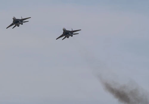 Atak dronów kilkaset metrów od granicy z Polską. Myśliwce wystraszyły mieszkańców