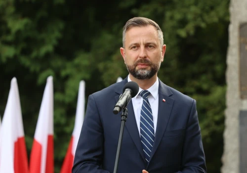 Kosiniak-Kamysz o atakach przy polskiej granicy. 