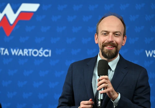 „Obiecałem Aleksandrowi Miszalskiemu, że go odwołam. I dotrzymałem słowa”. Kandydaci debatowali o Nowej Hucie