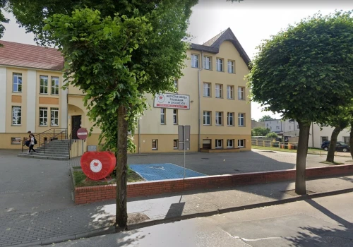 Powiat chojnicki chce przejąć działkę. Możliwa rozbudowa szkół