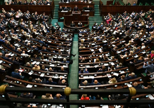 W Sejmie nocna prohibicją i zakaz reklam w aptekach; komisja wraca do przepisów o aborcji