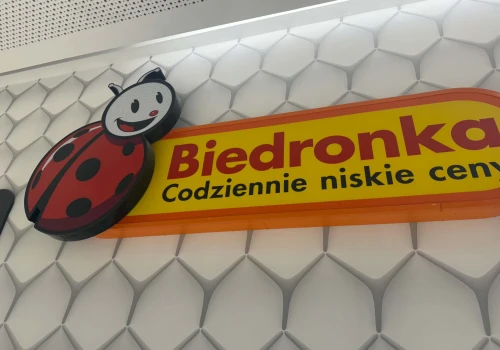 Od poniedziałku wielkie promocje w Biedronce. Klienci mogą zacząć robić zapasy
