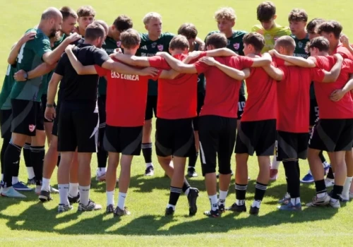 Derby dla ŁKS-u. W Śniadowie padło aż osiem goli