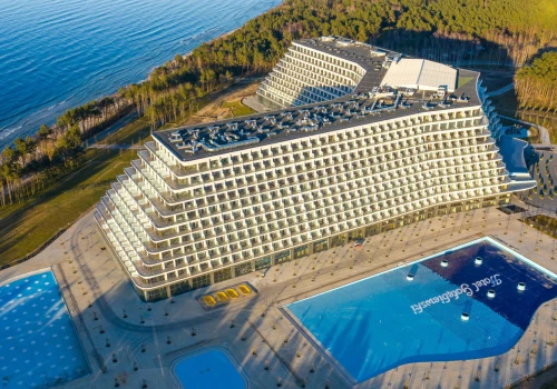 Niemcy pokochali to miejsce. Tłumnie szturmują hotel nad polskim Bałtykiem