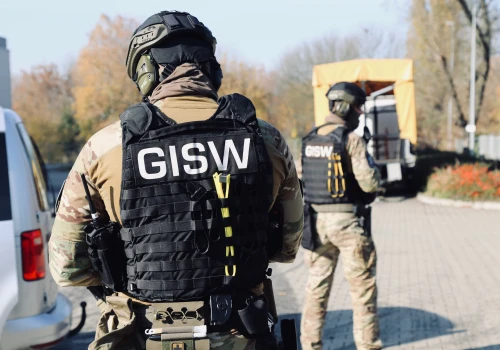 Mundurowy mniej anonimowy? Ministerstwo wydało polecenia