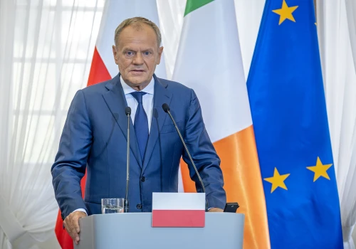 Tusk po odprawie służb po ataku dronów: eskalacja działań Rosji przy naszej granicy staje się faktem