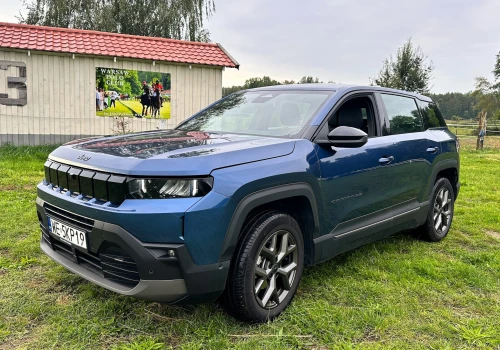 Jeep Compass e-Hybrid – czy ten miejski twardziel, mięknie przy bliższym poznaniu?