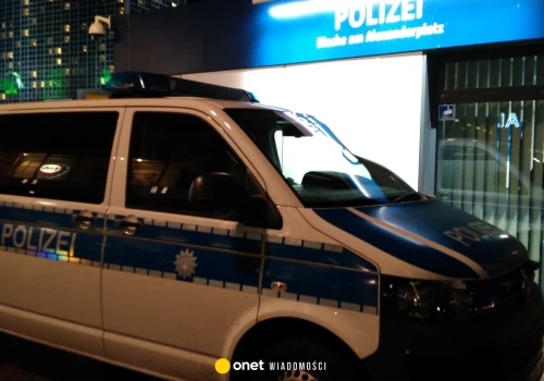 Awantura w Berlinie. W ruch poszły noże, krzesła i stoły