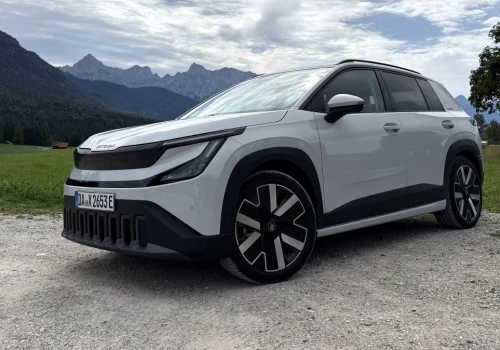Skoda Epiq jest większa w środku niż na zewnątrz. Oszczędna nawet pod górę