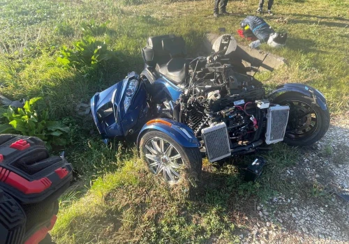 Wypadek motocykla w Dobruchnie. Dwie osoby w szpitalu