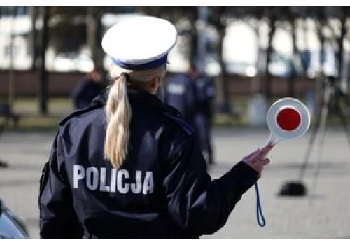 Skarżysko-Kamienna: Dożywotni zakaz, amfetamina i 1,5 promila. Dwóch kierowców zatrzymanych przez skarżyskich policjantów