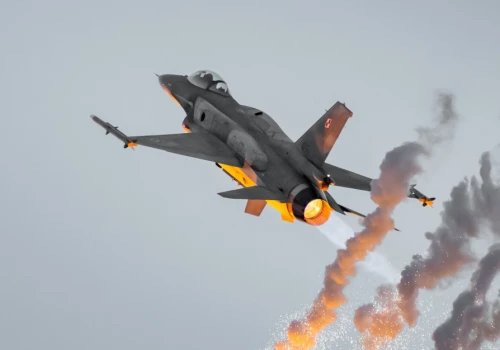 Polski F-16 mógł zestrzelić ukraiński samolot. Nasz generał mówi wprost