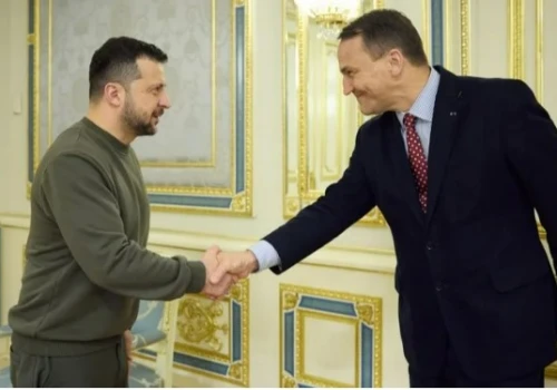 Sikorski deklaruje. Polska nie zablokuje Ukrainie drogi do UE