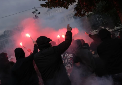 Kibolski atak w Krakowie. 28-latkowi grozi 20 lat więzienia