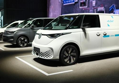 Volkswagen wydłużył dostawczego ID. Buzza. Zabierze prawie 700 kg