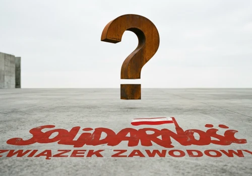 Zasłużony publicysta narodowo-katolickiej prawicy Wojciech Cejrowski zauważył, że „podczas uroczystości z okazji 46. rocznicy Porozumień Sierpniowych prezydent przemawiał pod hasłem:„Co jeszcze w nas zostało z Solidarności”.