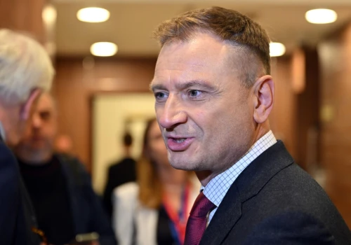 Sławomir Nitras bezlitosny dla PKOl: 