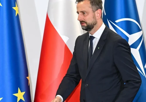 Dron na plaży w Polsce, szef MON publikuje zdjęcie. 