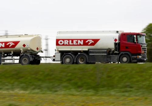 Główny łańcuch dostaw ropy do Polski zerwany. Orlen ma poważny problem