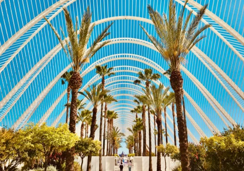 City break w Walencji 🌞🇪🇸 Przedłużony weekend w 4* hotelu za 759 PLN
