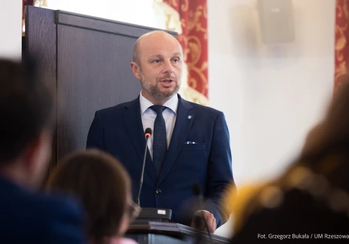 Komisja Rewizyjna przeciwko referendum ws. odwołania prezydenta Rzeszowa. Decyzję podejmą radni