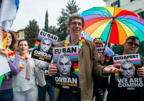 Węgierski rząd proponuje zmianę przepisów dotyczących LGBT+