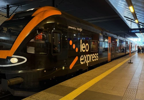 Leo Express wrzuca mnóstwo tanich biletów na jesień! Podróże po Polsce od 6 zł, do Czech od 12 zł, a do Niemiec za 36 zł