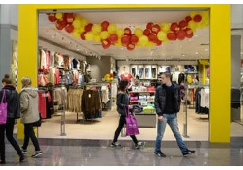 Niemiecka sieć z milionową stratą. Zmniejsza liczbę sklepów w Polsce