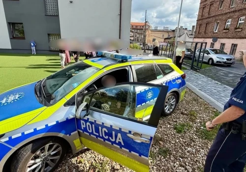 Bezpieczna droga do szkoły. Mysłowiccy policjanci spotkali się z dziećmi