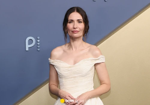 Karolina Wydra zachwyciła na gali Emmy. Kreacja Polki robi wrażenie