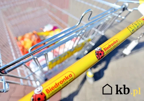 Kilogramowe opakowanie kawy w Biedronce tańsze o 38 zł, ale jest haczyk!