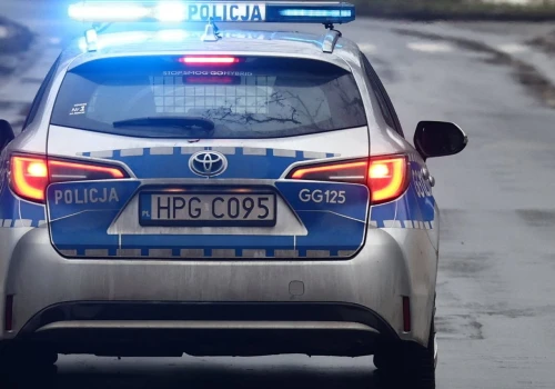 Awantura przed marketem. Polak zerwał Ukraińcowi rejestrację. 