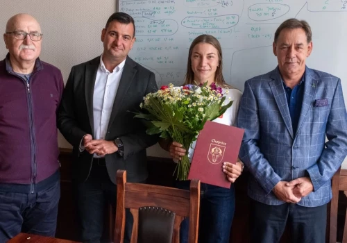 Chojnicka kajakarka w mundurze szeregowego. Julia Olszewska zdradza swoje plany