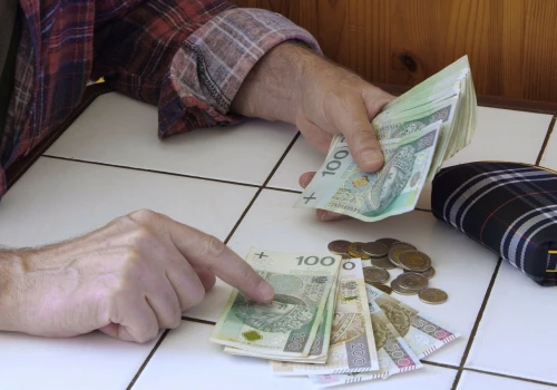 Emerytura wyższa nawet o 750 zł. Ministerstwo Finansów pokazało nowe wyliczenia