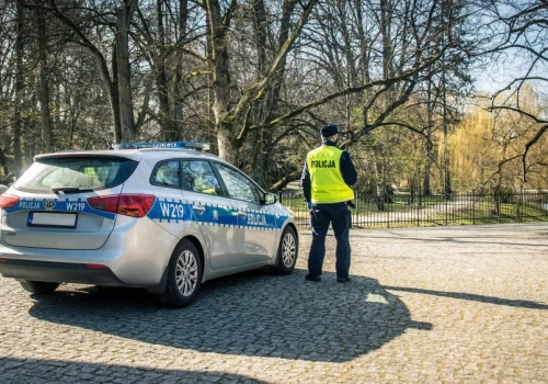 Otrzęsiny w gdyńskim liceum skończyły się w szpitalu. Pięciu 15-latków zażyło snusy