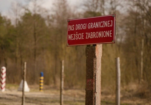 „Służby pracują na stuprocentowych obrotach”. Wiceszef MSWiA o działaniach na granicy
