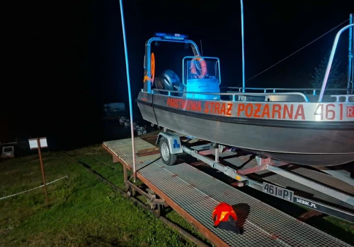 Dramatyczna noc nad Soliną! Mężczyzna skoczył z korony zapory do wody