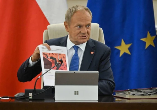 Donald Tusk komentuje doniesienia ws. Orlenu. 