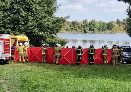 Wędkarz znaleziony martwy na Jeziorze Zaleskim. Ciało było w łódce