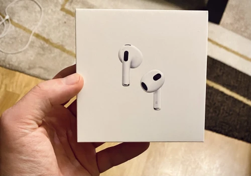 Nowe firmware AirPods Pro 3