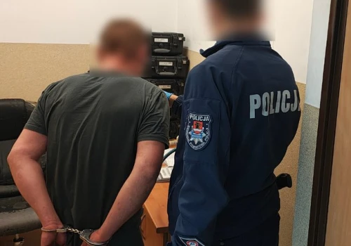 Dożywotni zakaz prowadzenia pojazdów i ponad 3,6 promila alkoholu w organizmie. 36-letni kierowca zatrzymany ba drodze Klatka-Parcice