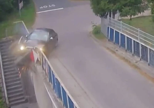 Pijana Ukrainka prawie wypadła z mostu w Międzylesiu. Karę dostał też jej pasażer z Gruzji