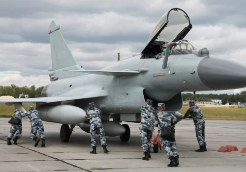 Uzbekistan kolejnym użytkownikiem J-10CE