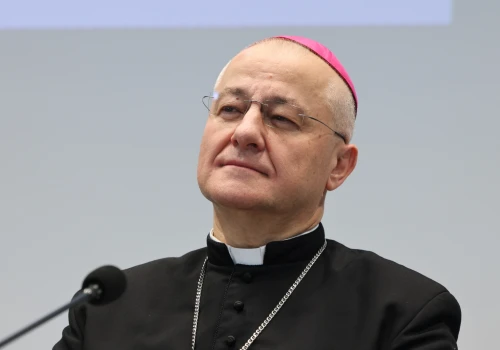 Bp Artur Ważny zaprasza do rozmowy o seksie, bezdzietności i stracie