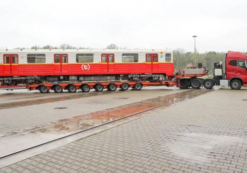 Afera z wagonami metra z Warszawy dla Ukrainy. Wykryli finansowy przekręt