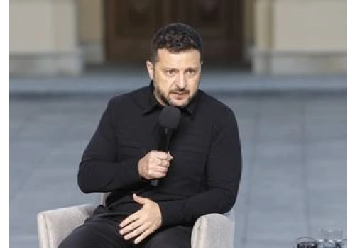 Zełenski: Rosja dwukrotnie celowała w mój samolot