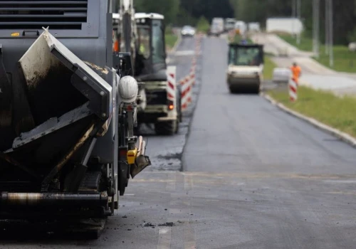 Duża inwestycja drogowa w Dynowie. Nowa nawierzchnia i przebudowa zjazdów