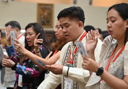 Ewangelizacja w internecie – media to przystawka, celem jest Eucharystia
